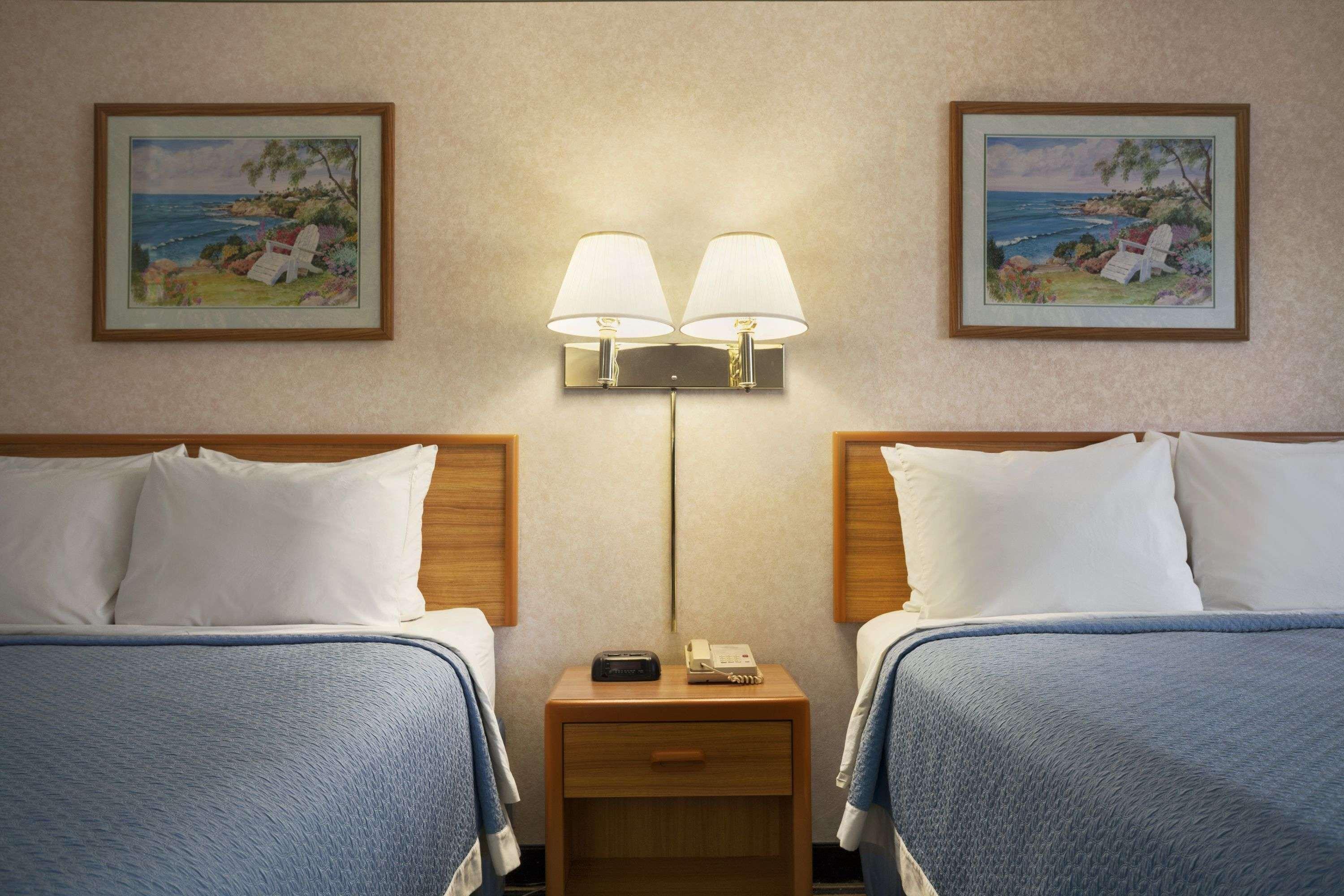 Days Inn By Wyndham ספרינגוויל מראה חיצוני תמונה